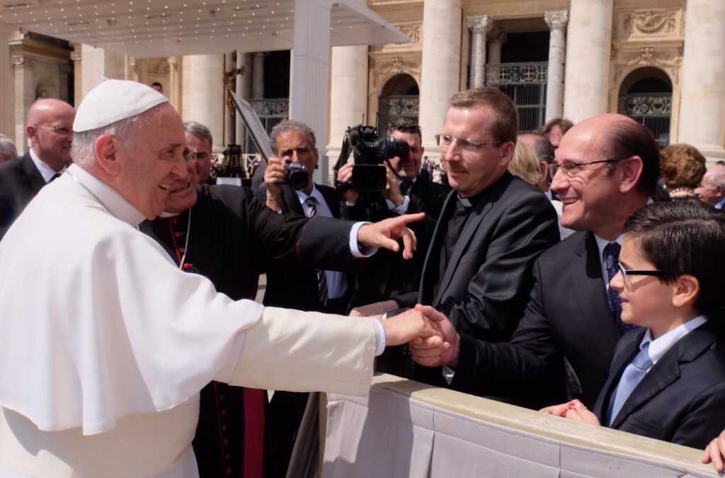 El Alcalde de Montilla es recibido por el Papa Francisco I 1