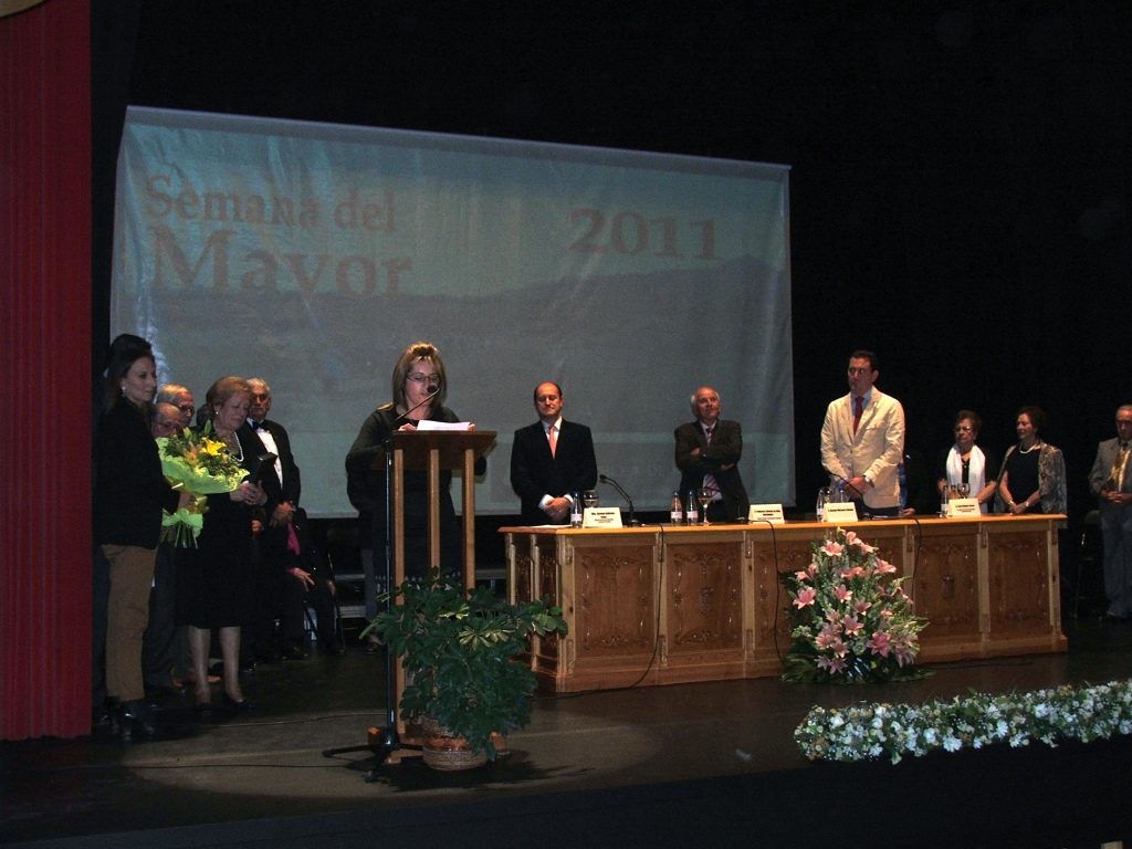 Emotivo homenaje de la Asamblea de Mayores al desaparecido miembro del Grupo Promotor Antonio Alcaide Leiva 1