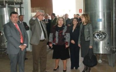 La alcaldesa destaca que la nueva estación enológica «contr¡buirá a mantener la calidad de nuestros vinos»