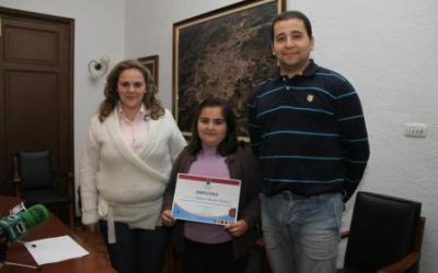 El Ayuntamiento y el comercio de Montilla felicitarán la Navidad con la ilustración de una niña de 9 años