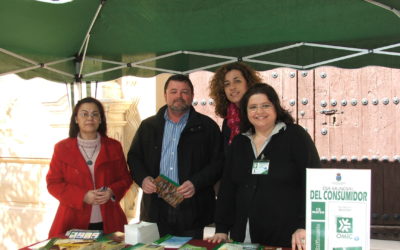 El Ayuntamiento recuerda a los establecimientos comerciales que deben actualizar las hojas de reclamaciones