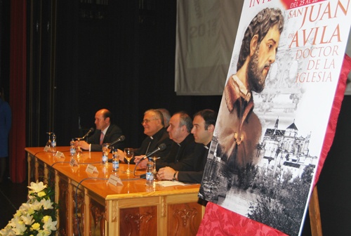 El Teatro Garnelo acoge la tercera jornada del Congreso Internacional de San Juan de Ávila 1
