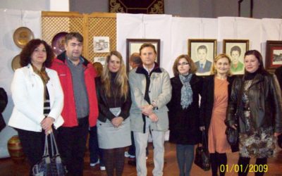 El Salón Municipal San Juan de Dios acoge una exposición colectiva de pintura y cerámica