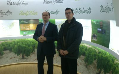 El Ayuntamiento abre el punto de información turística junto al convento de Santa Clara