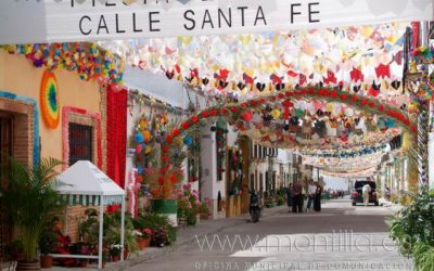 El Barrio de la Cruz se adorna para la fiesta de la primavera