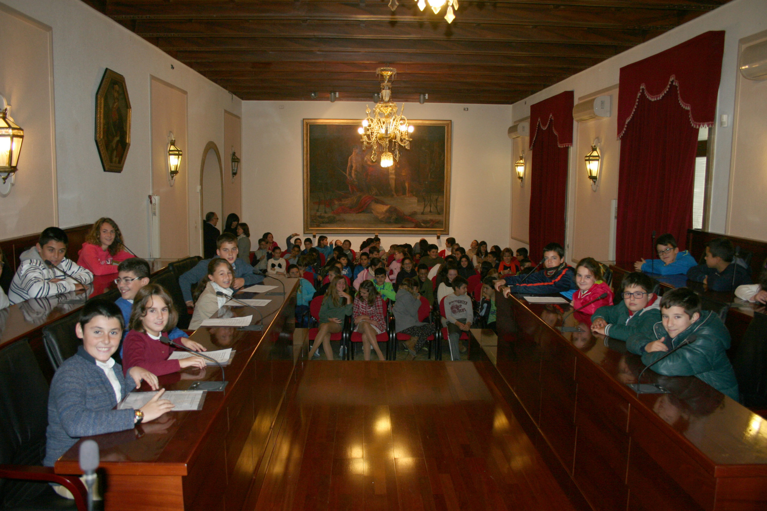 El Día Internacional de la Infancia llega al salón de plenos municipal 1