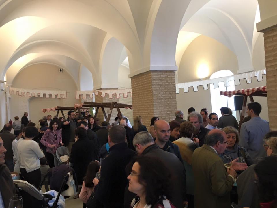 Más de 2000 personas participan en el I Maridaje de Vinos y Quesos de la provincia 1