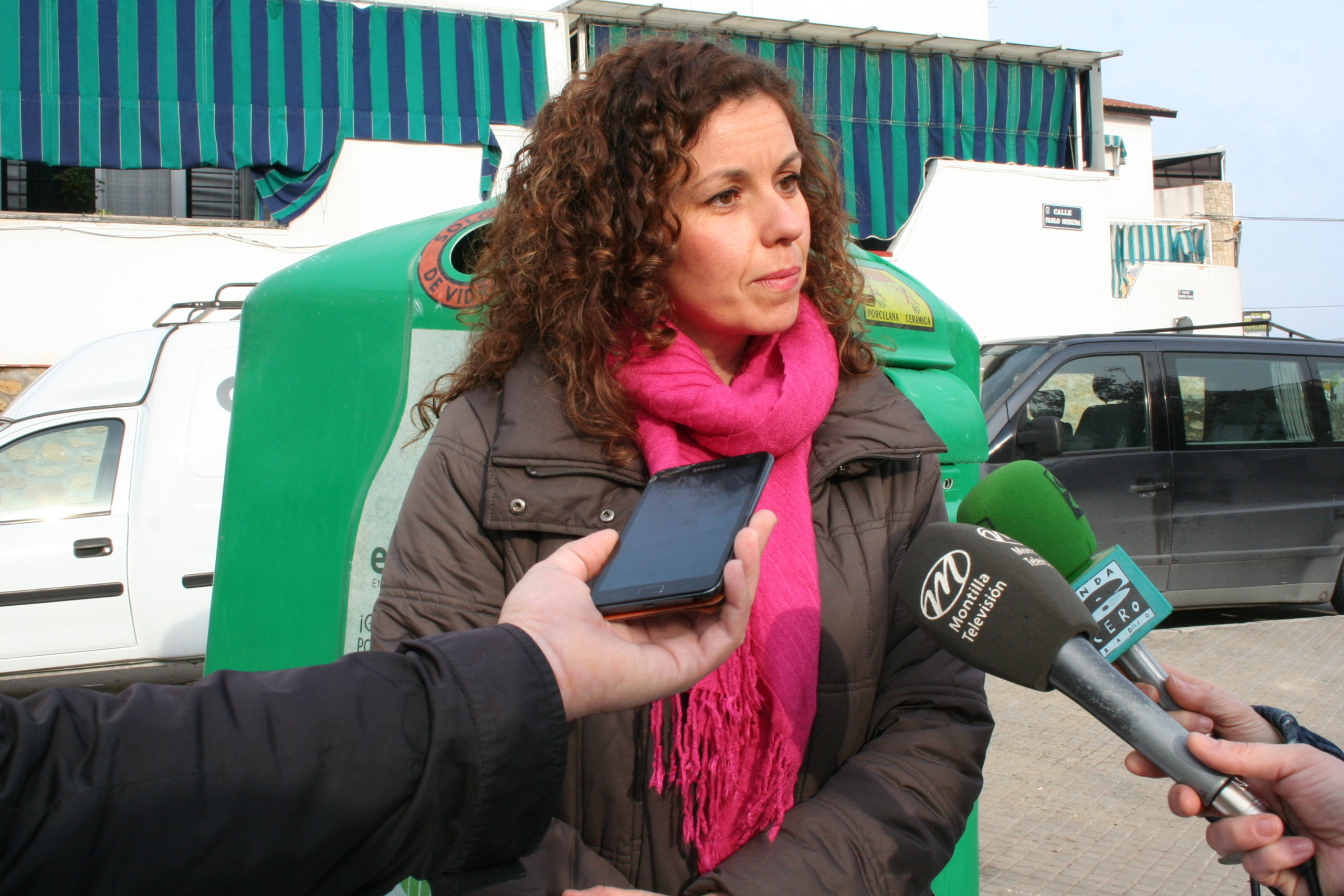 El Ayuntamiento promueve la mejora de la separación de residuos mediante la colocación de nuevos contenedores de vidrio y envases 1