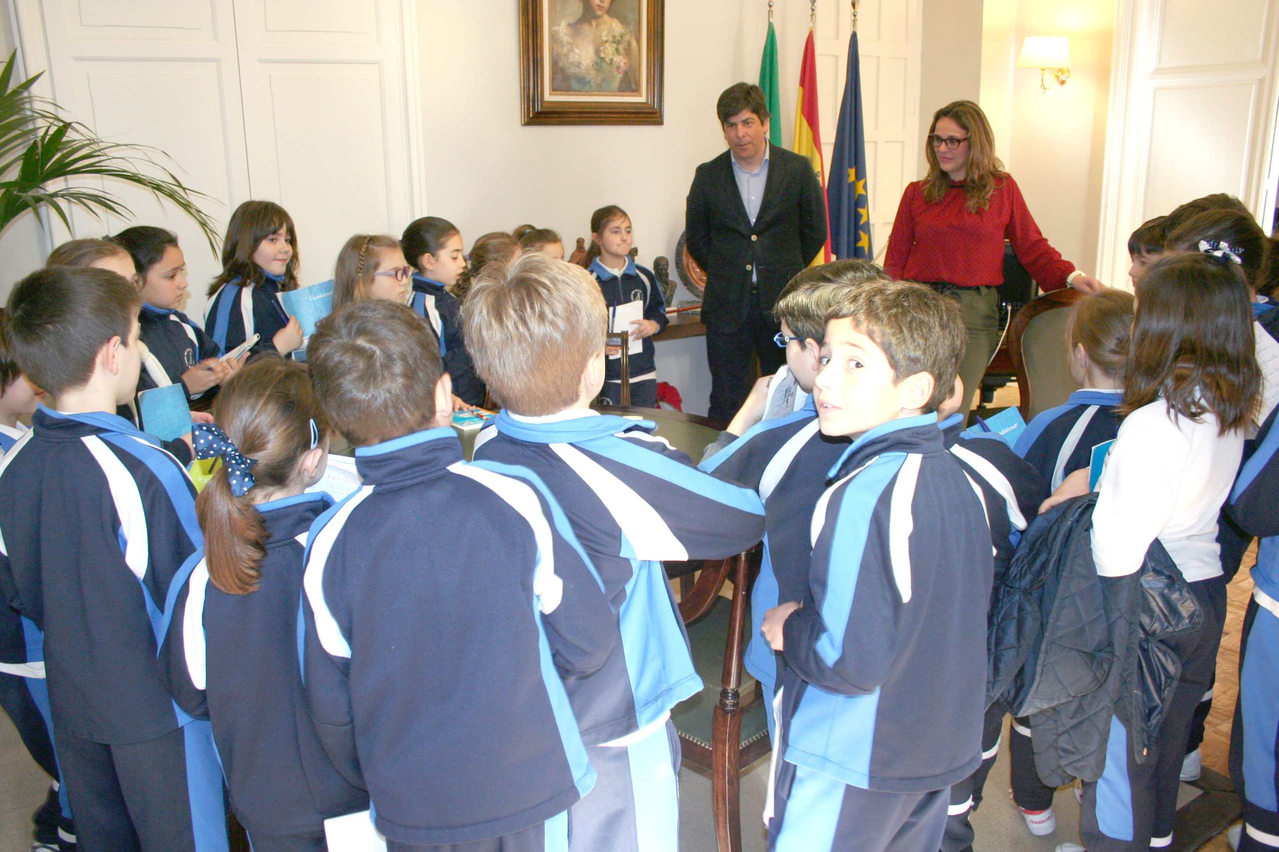 Visita de alumnos del Colegio San Luis al Ayuntamiento 1