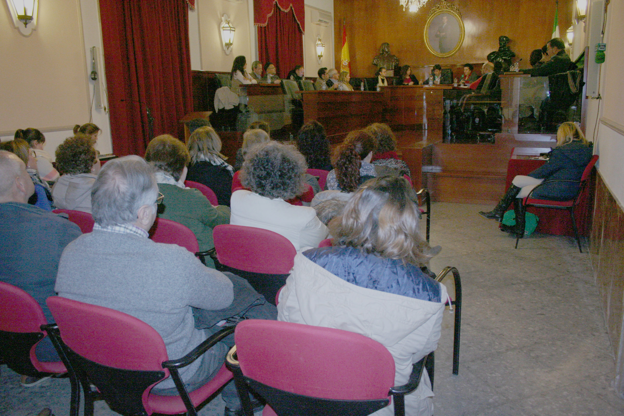 El Pleno aprueba por unanimidad la moción presentada por el Consejo Municipal de la Mujer 1