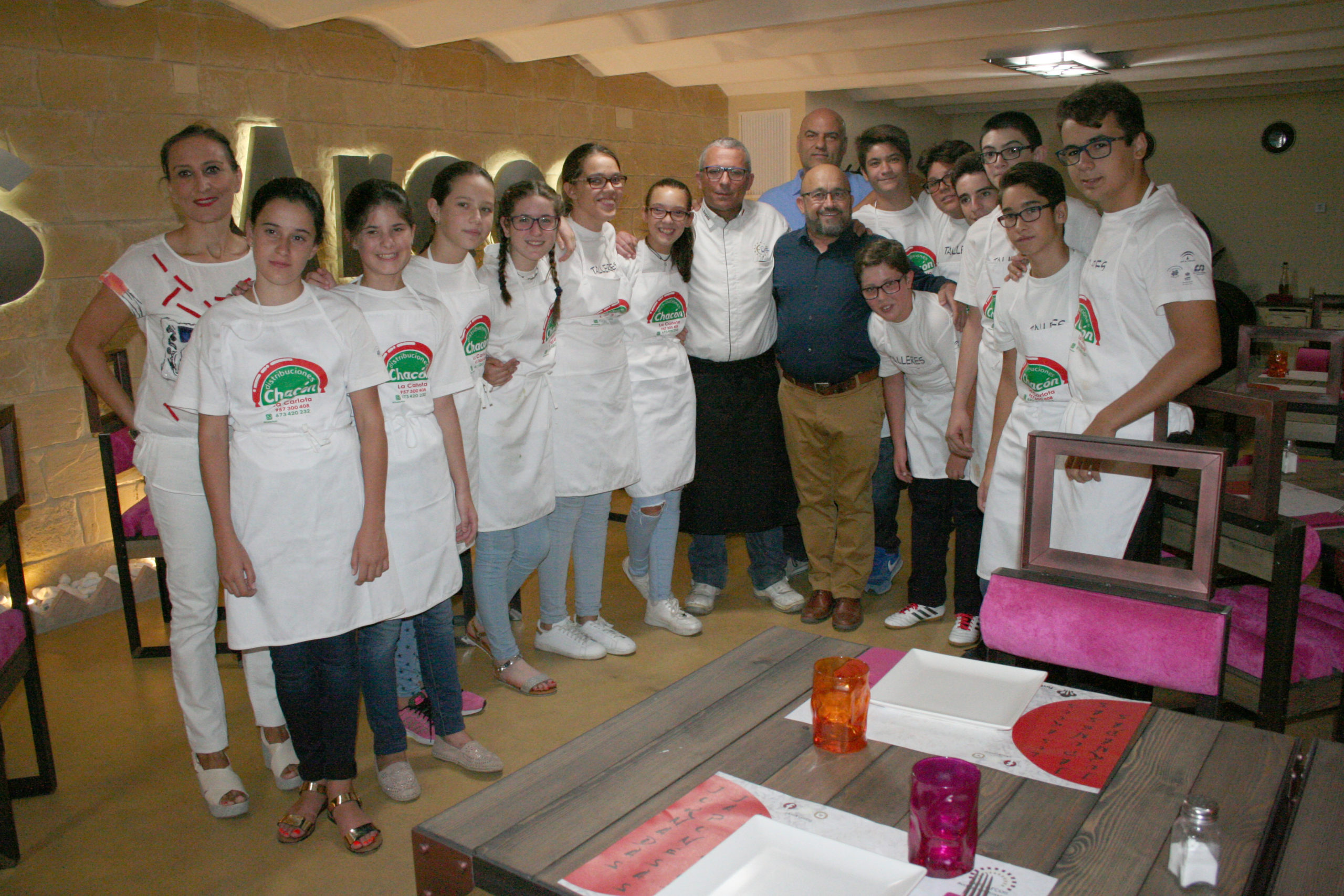 Concluye el primer taller prelaboral de repostería con una degustación para los padres de los alumnos 1