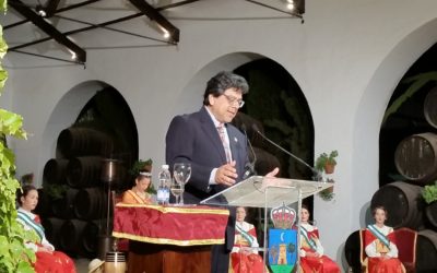 Humor, erudición y referencias a la vida del Inca Garcilaso de la Vega marcan el pregón de Fernando Iwasaki