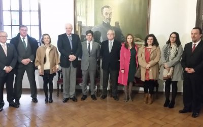 El nuevo embajador de Perú visita Montilla para conocer la Casa del Inca y la biblioteca Manuel Ruiz Luque