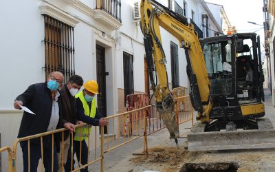 El Ayuntamiento inicia la renovación del alcantarillado y pavimentación de la calle Las Salas
