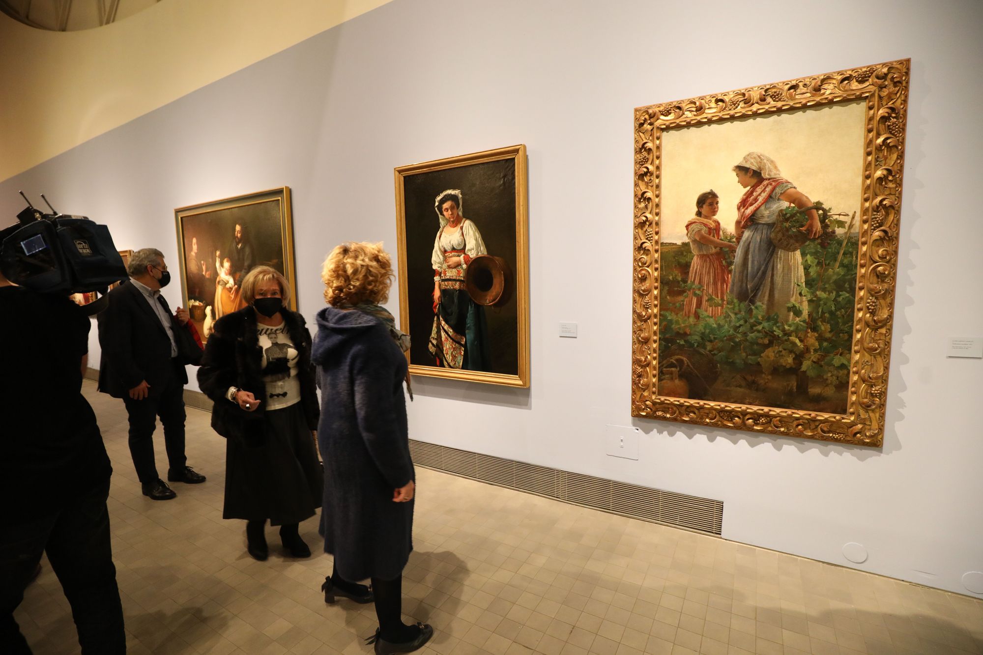 El cuadro Vendimiadoras Montillanas de Eloisa Garnelo en una exposición en Zaragoza y Valencia