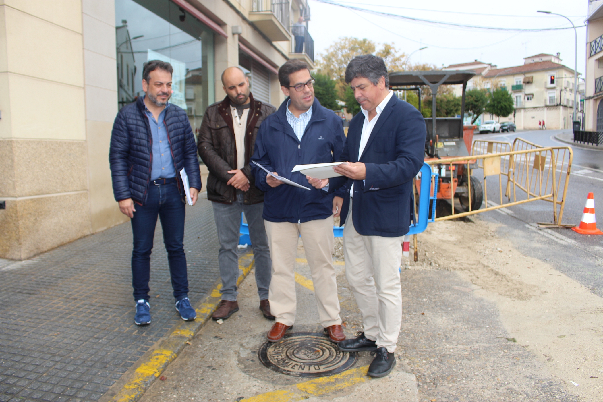 El alcalde informa del comienzo de las obras de accesibilidad en la avenida de Italia