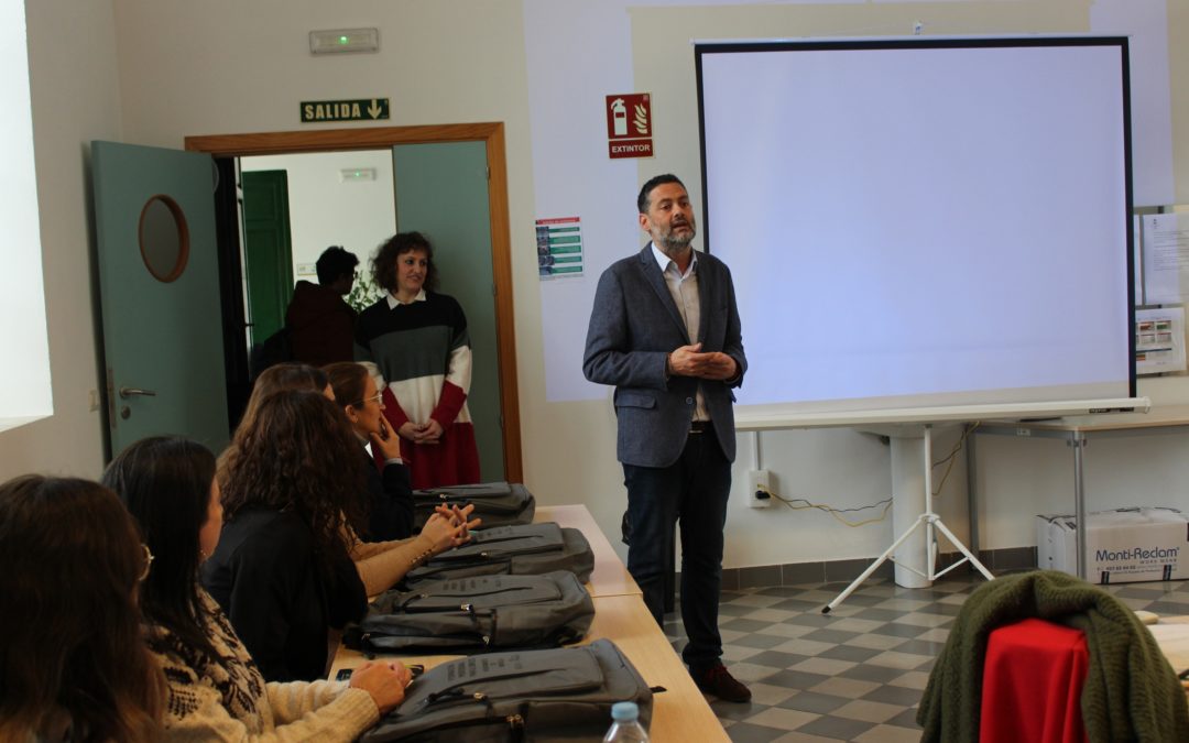 Quince alumnos comienzan hoy el curso de Formación para el Empleo de Atención Sociosanitaria