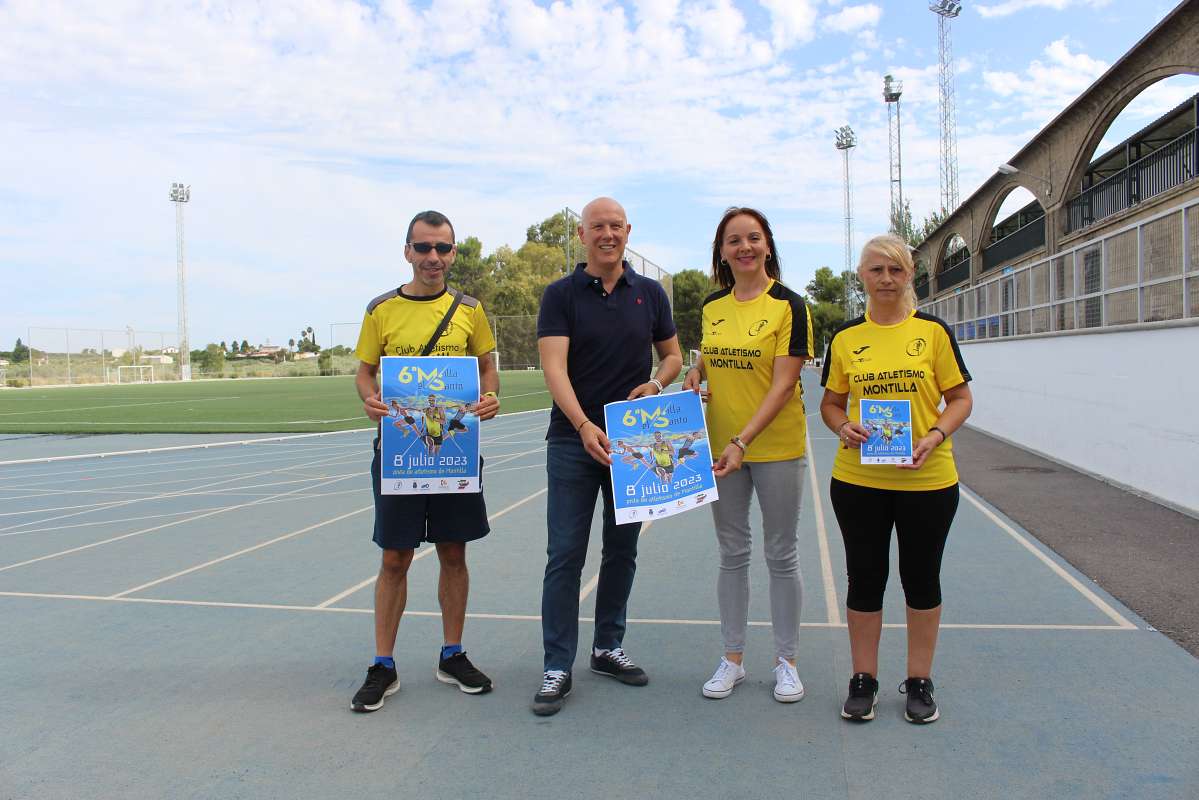 El delegado de Deportes con la Junta directiva del Club de Atletismo presenta la 6ª Milla El Santo