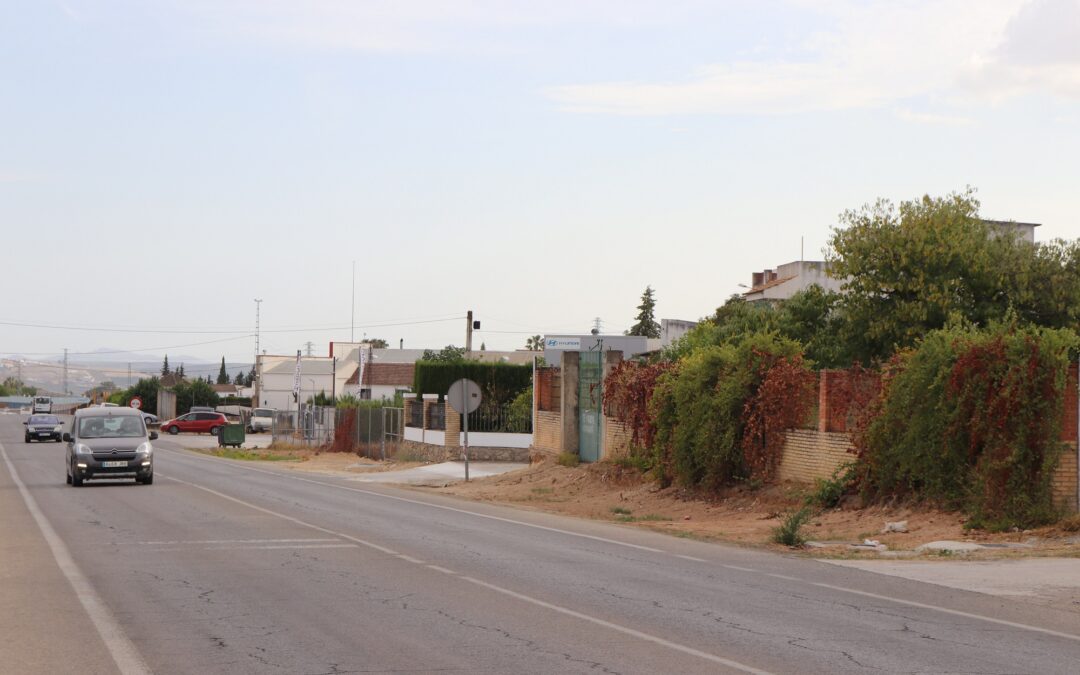 El Ayuntamiento de Montilla dotará la avenida de Málaga de acerado y alumbrado hasta la conexión peatonal del Hospital