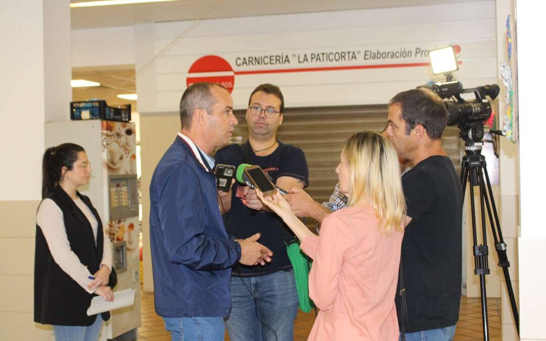 El Ayuntamiento continúa fomentando el comercio en el Mercado de la Plaza de Abastos