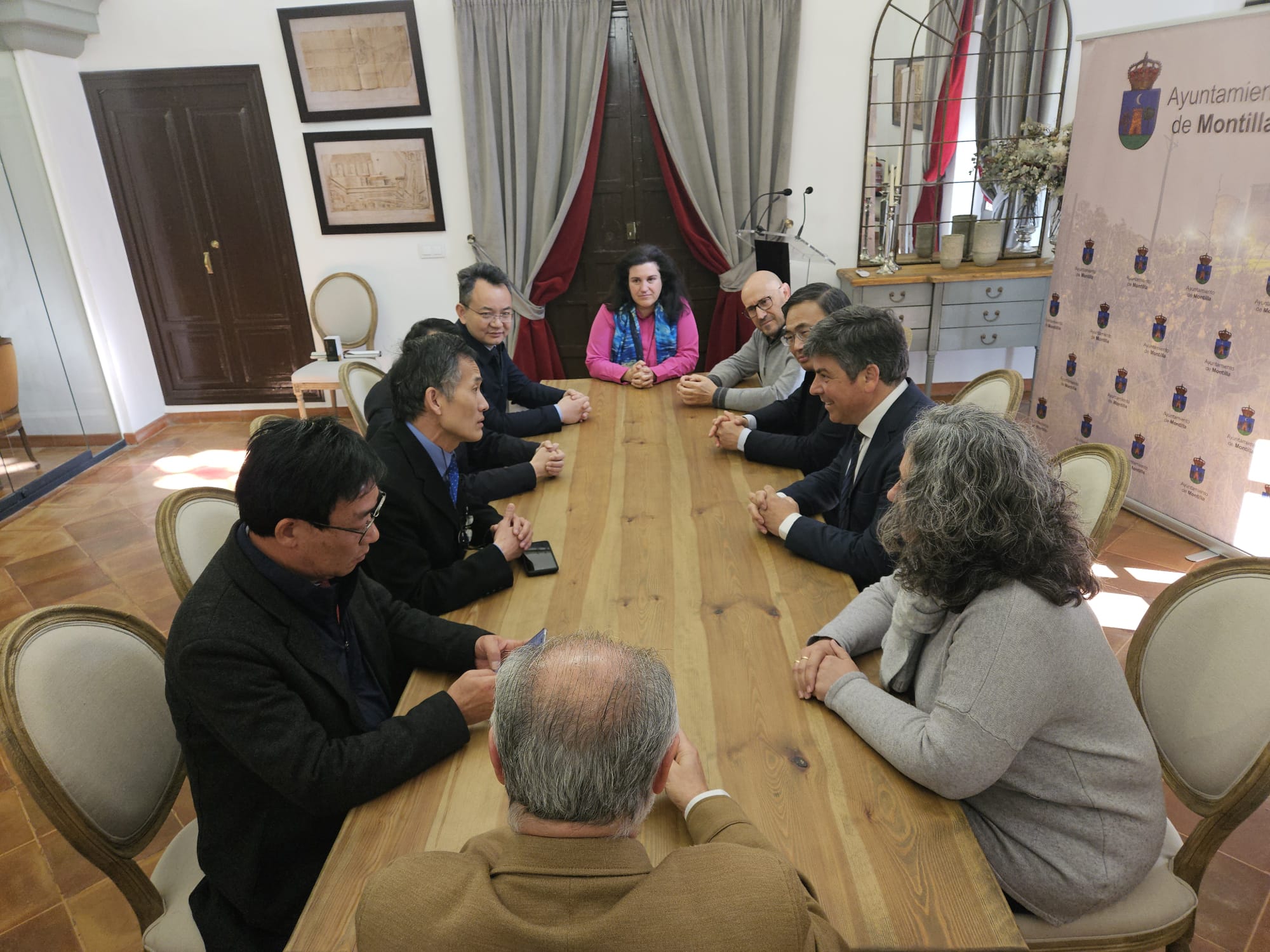 Visita delegación china al Ayuntamiento de Lucena