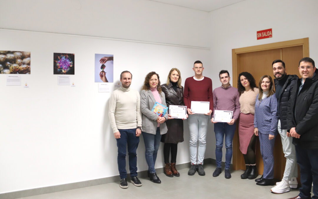 Montilla entrega premios a las mejores fotografías científicas