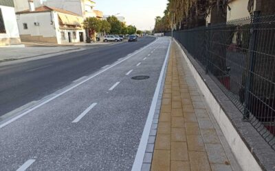 Finalizan las obras del carril bici en la avenida Marqués de la Vega de Armijo