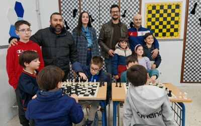 Montilla recibe el Provincial de ajedrez de menores con récord de jugadores